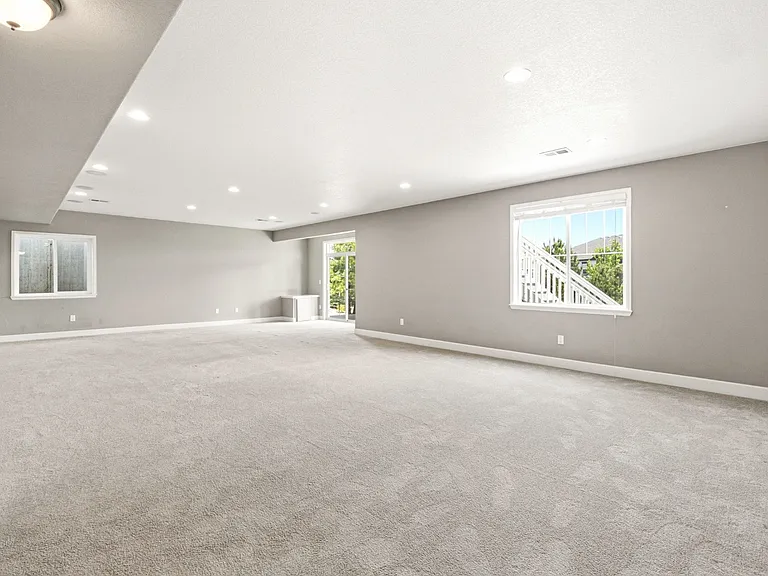 1135 Bonnyton Pl — Photo 31