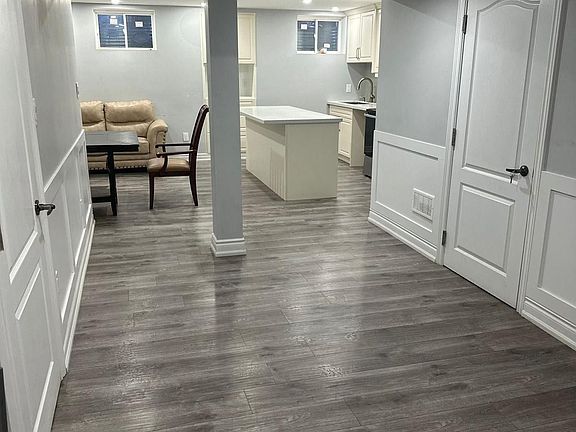 3rd image of 266 Dougall Ave