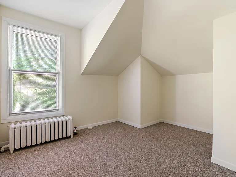 1235 Ridge Ave — Photo 27