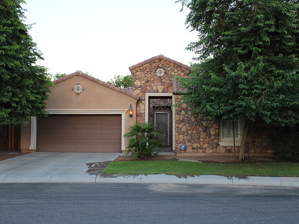 1st image of 4621 S Monte Vista St