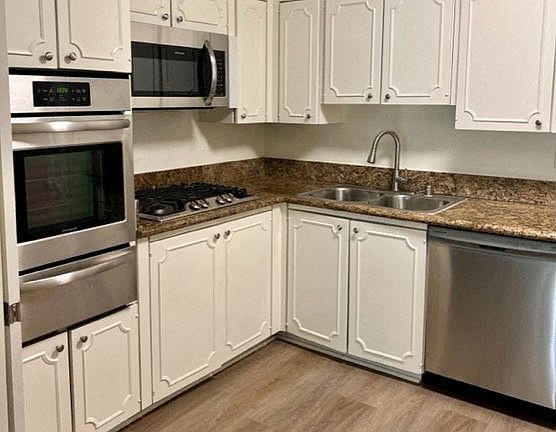 2nd image of 428 N Palm Dr APT 203