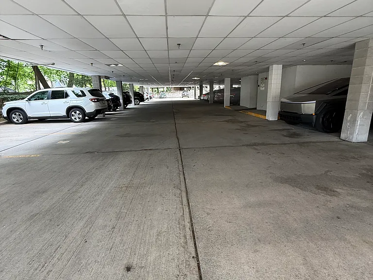 310 Lookout Ave #106 — Photo 37