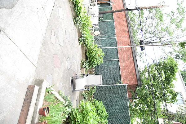 Rented by Giaps Realty Group LLC | media 22