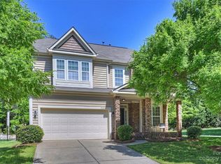 5004 Helena Park Ln, Matthews, NC 28105