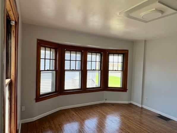 973 Emerson St Unit 1