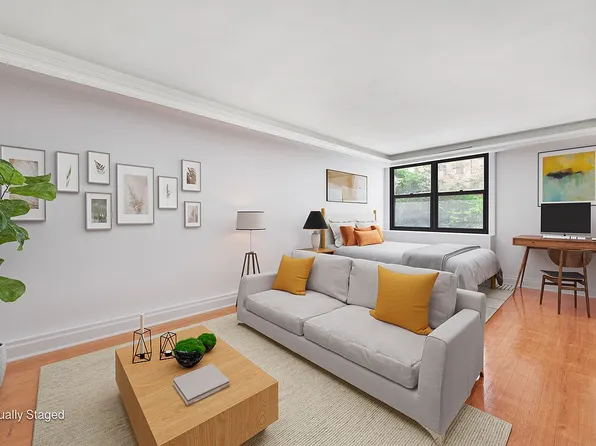 130 E 18th St APT 2R, New York, NY 10003