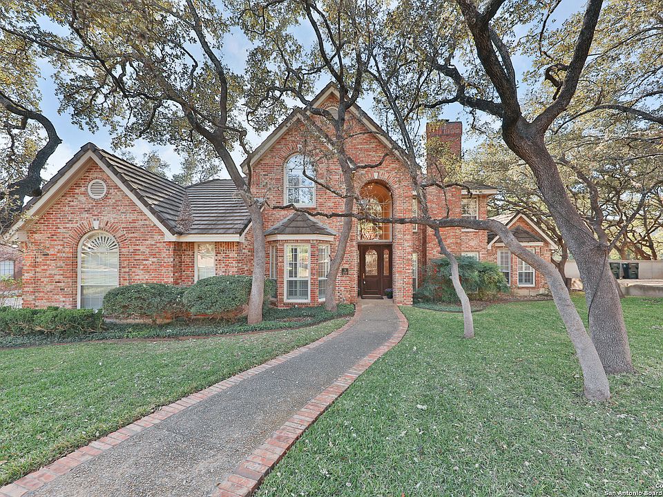 1st image of 5 Inwood Manor