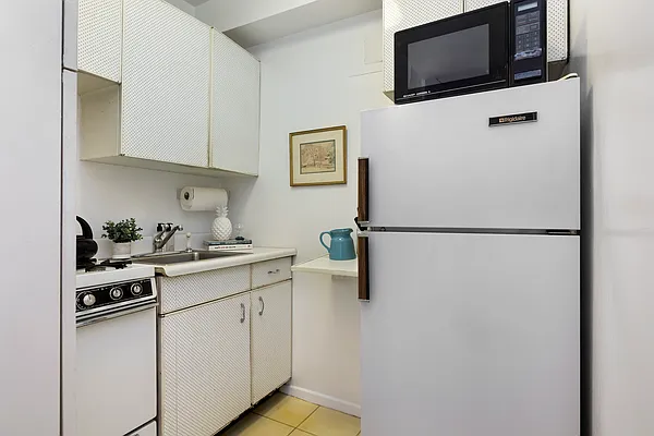 Sold by Douglas Elliman | media 9