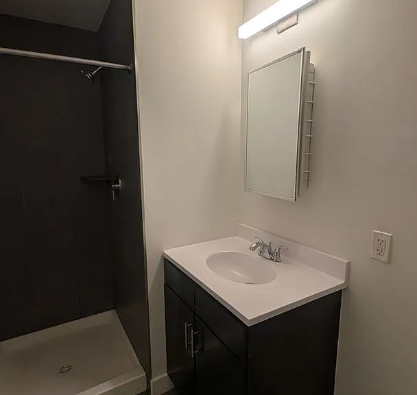 435 Tyler St — Photo 18