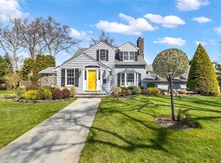 135 Shoreham Rd, Massapequa, NY 11758