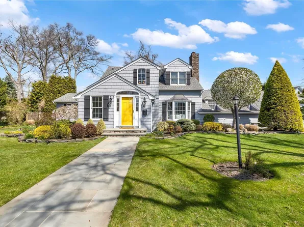 135 Shoreham Road, Massapequa, NY 11758