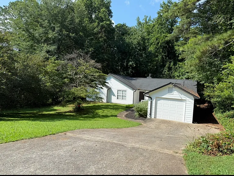 4939 Turtle Rdg NE — Photo 2
