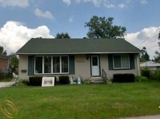 25450 Eureka Dr, Warren, MI 48091