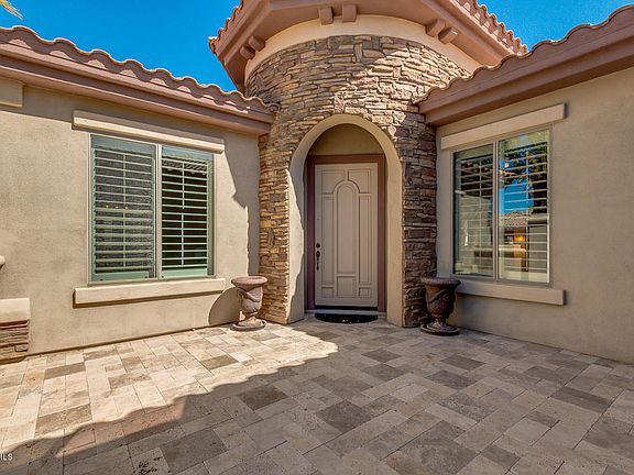 4th image of 2810 W Wildwood Dr