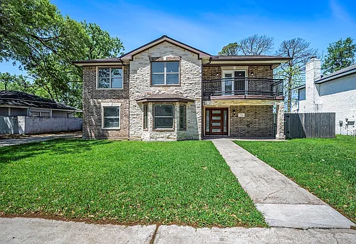 7711 Antoine Dr Photo 1