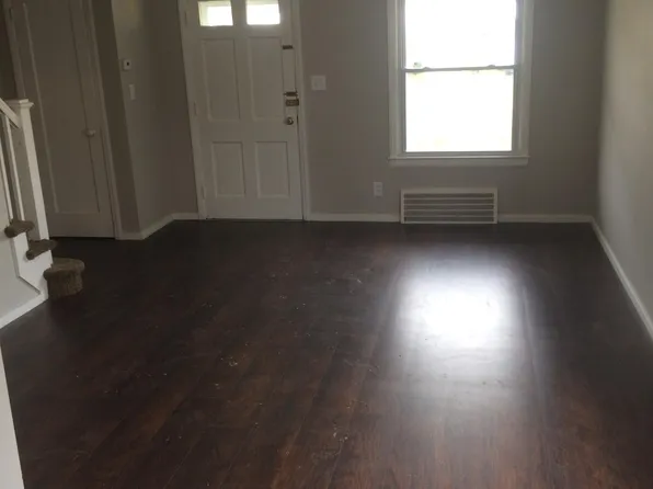 1471 E 250th St, Euclid, OH 44117