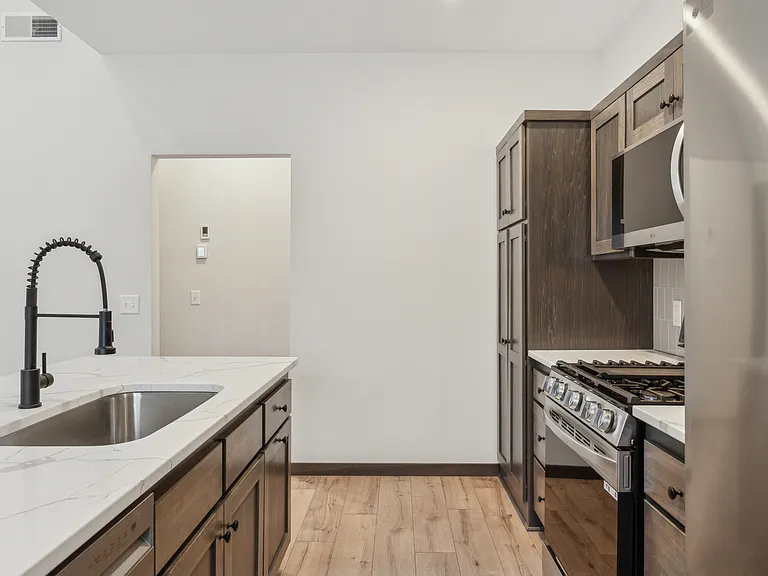 11510 Robinson Dr NW — Photo 9