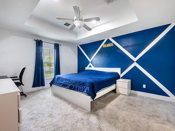 4th image of 2242 SE Grand Drive
