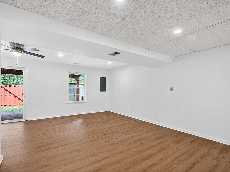 14546 Bisbee Ct — Photo 26