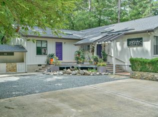 2816 Summerwind Rd, Chapel Hill, NC 27516