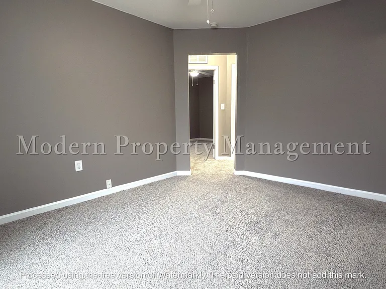 6757 Cornell St — Photo 6