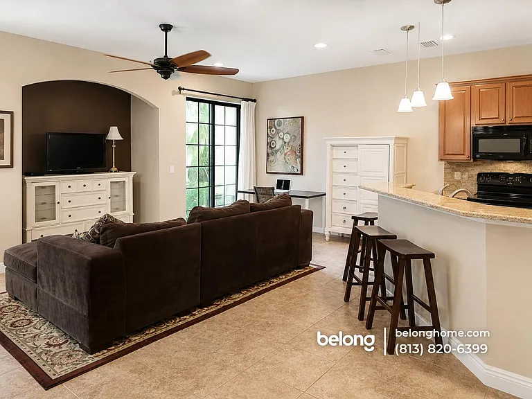 5722 Kinglethill Dr — Photo 2