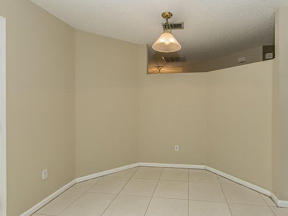 5th image of 8792 Chambore Dr