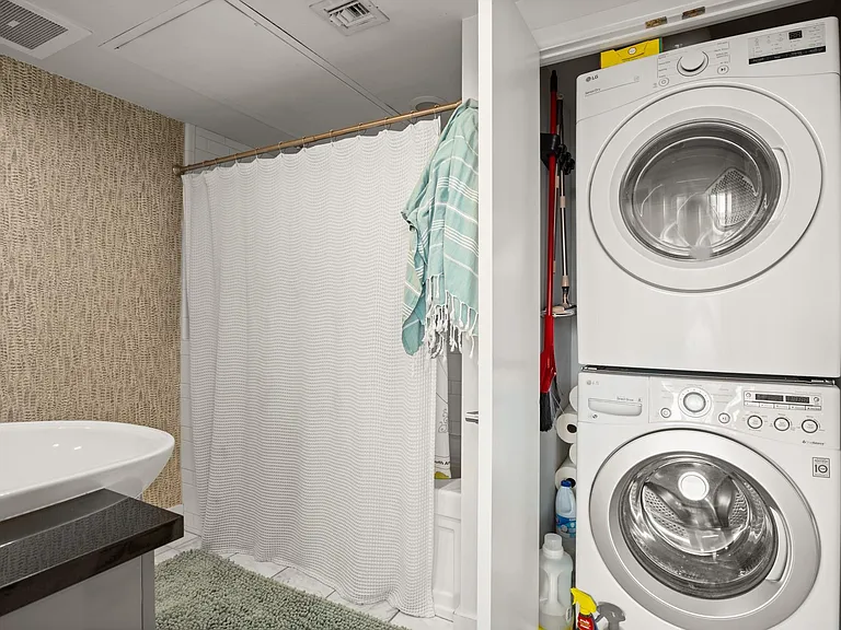 300 Bowie St #3806 — Photo 19