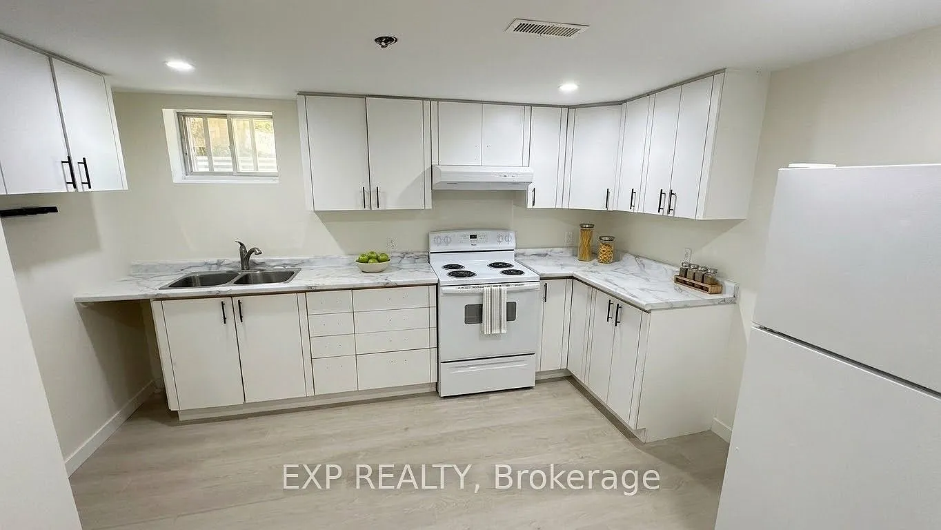 2 bed, $2,100 — Photo 4