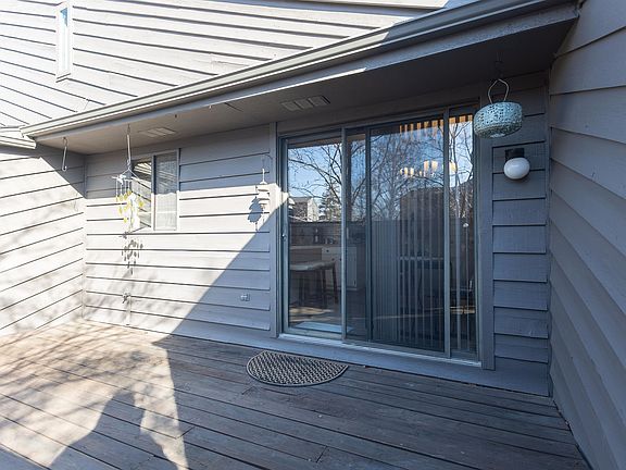 4th image of 841 E Windfield Pl