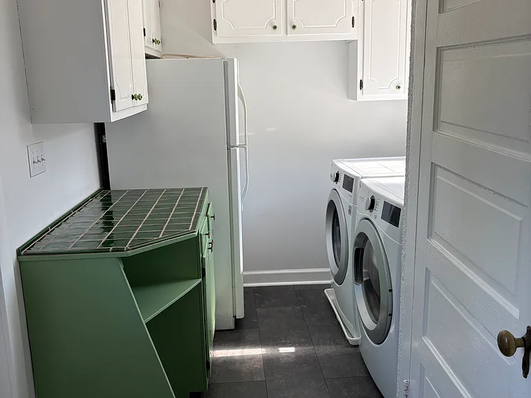1317 Highland Ave — Photo 8