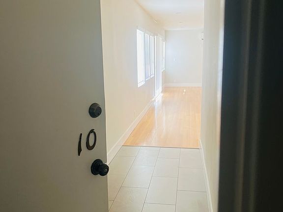 5th image of 11635-11645 Mayfield St #11635-10