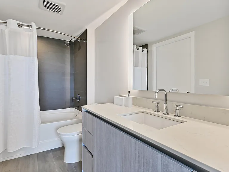 111 SE 1st Ave #314 — Photo 12