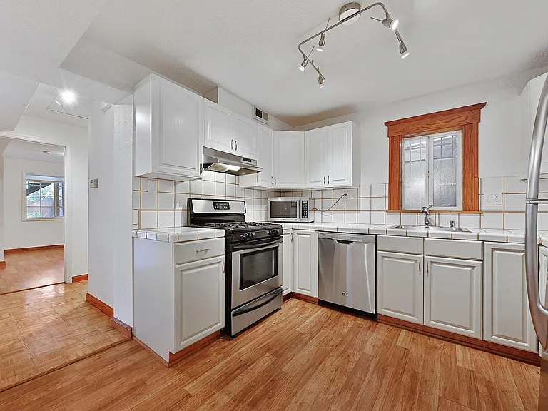 45 Fair Ave — Photo 11