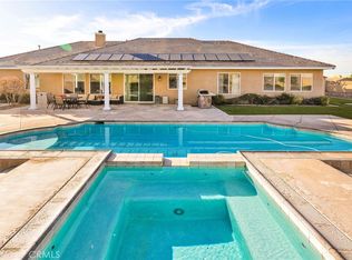 12389 Winesap Rd, Apple Valley, CA 92308