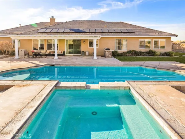 12389 Winesap Rd, Apple Valley, CA 92308