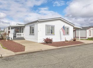 310 Whispering Willow Dr, Grants Pass, OR