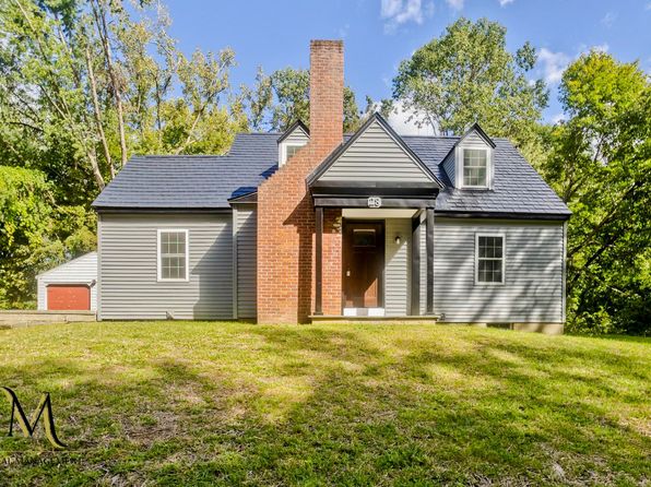 28 Hillside Ave