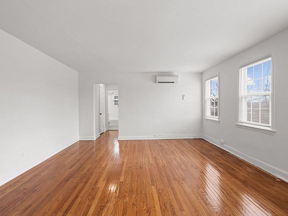 4th image of 5700 42nd Ave #36