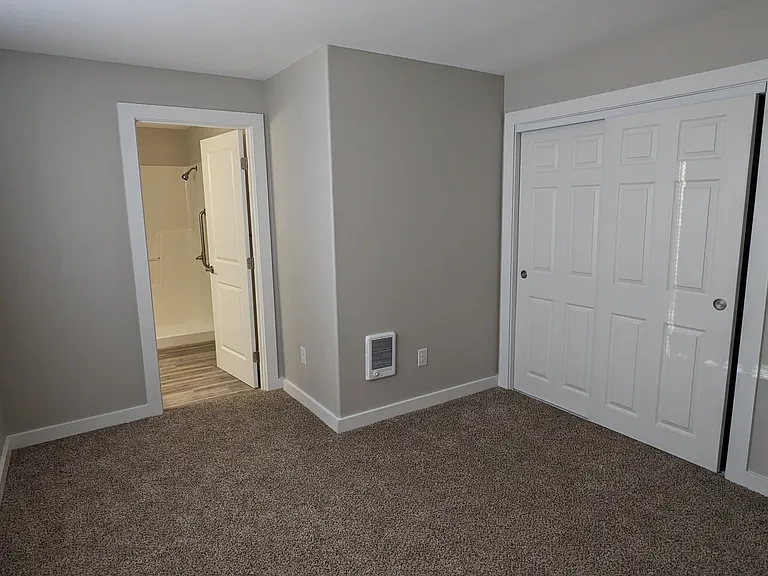 3963 Hayesville Dr NE — Photo 16