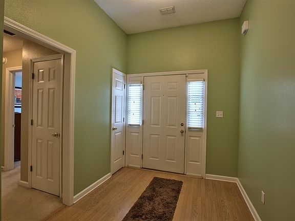 3rd image of 3186 Peer Ct #4