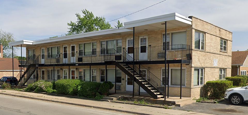 1st image of 2449 W 119th St #11311117