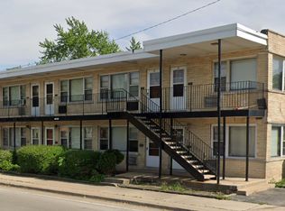 2449 W 119th St #11311117, Blue Island, IL 60406