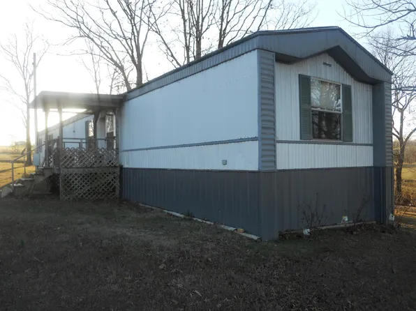 797 Sheehy Rd, Mc Ewen, TN 37101