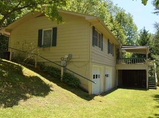202 Jack Creek Rd, Hiawassee, GA 30546