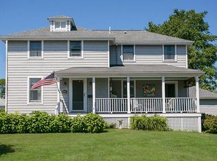 64 Boulevard, Middletown, RI 02842