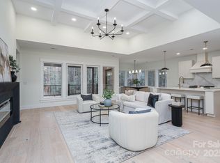 6407 Sterling Pl, Hickory, NC 28601