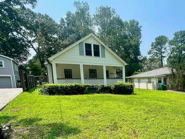 2203 Hillcrest Ave, Decatur, GA 30032