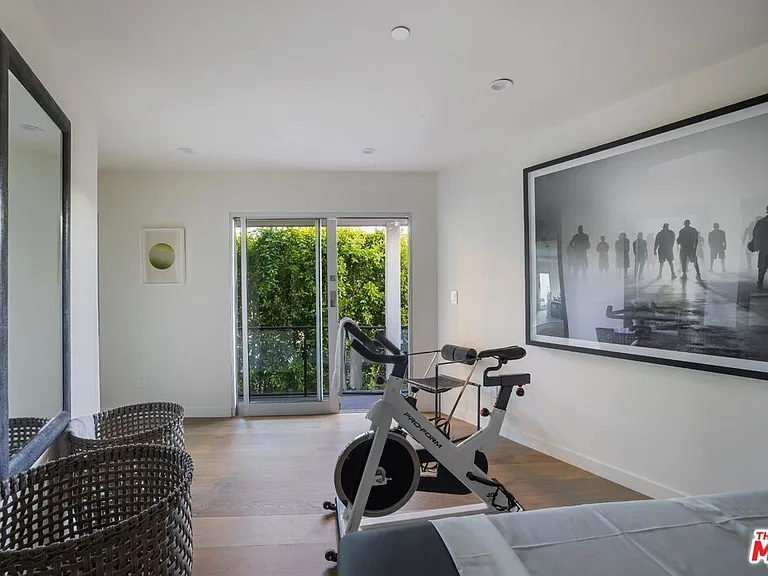 9270 Kinglet Dr — Photo 19