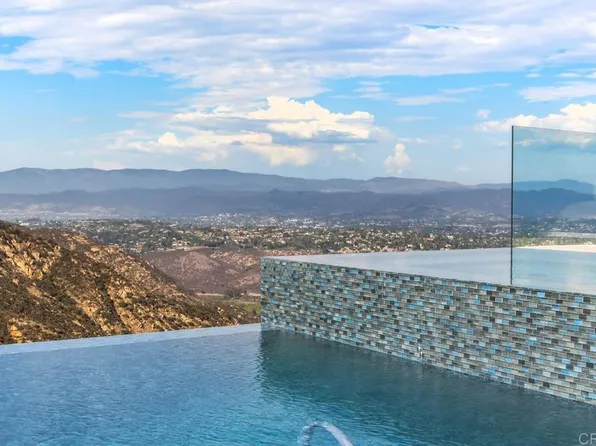 18338 Avenida Apice, Rancho Santa Fe, CA 92067